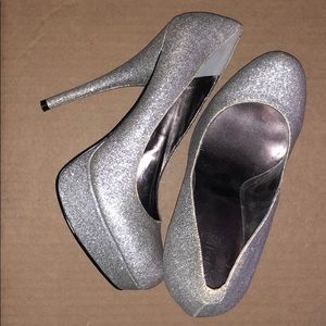 Silver Glitter Platform Pumps
